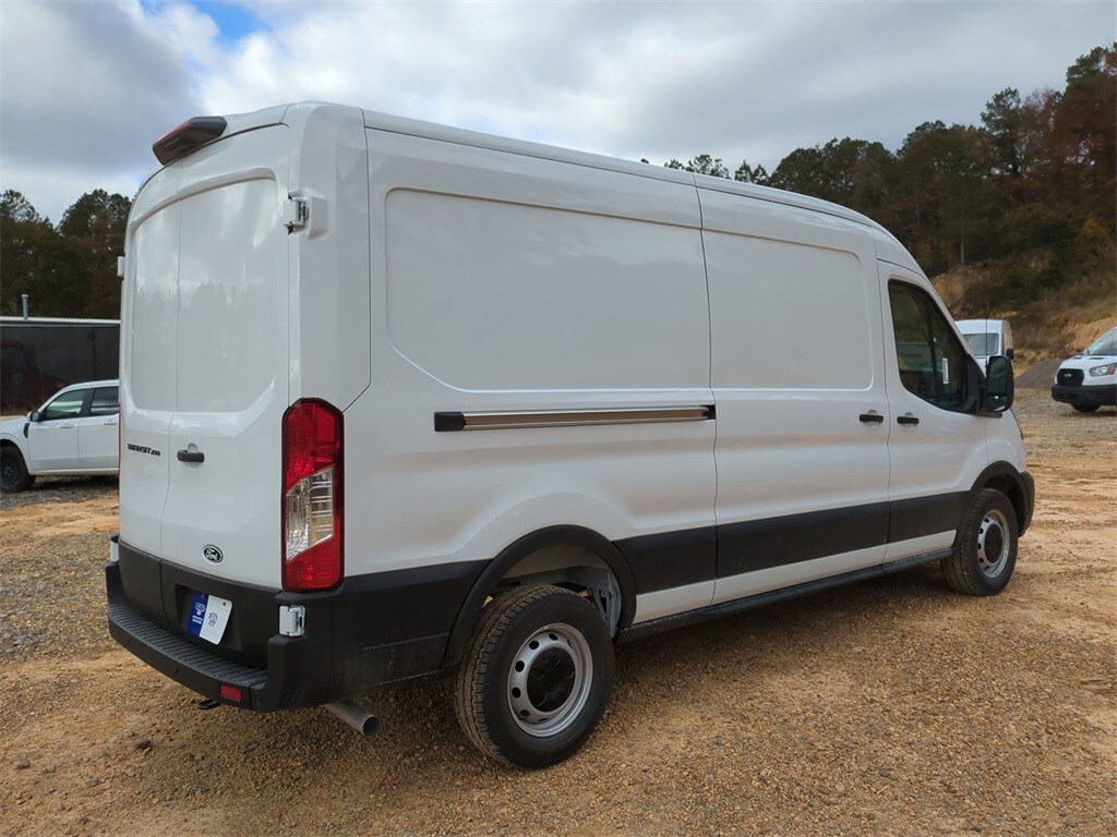 2026 Ford Transit photo 4