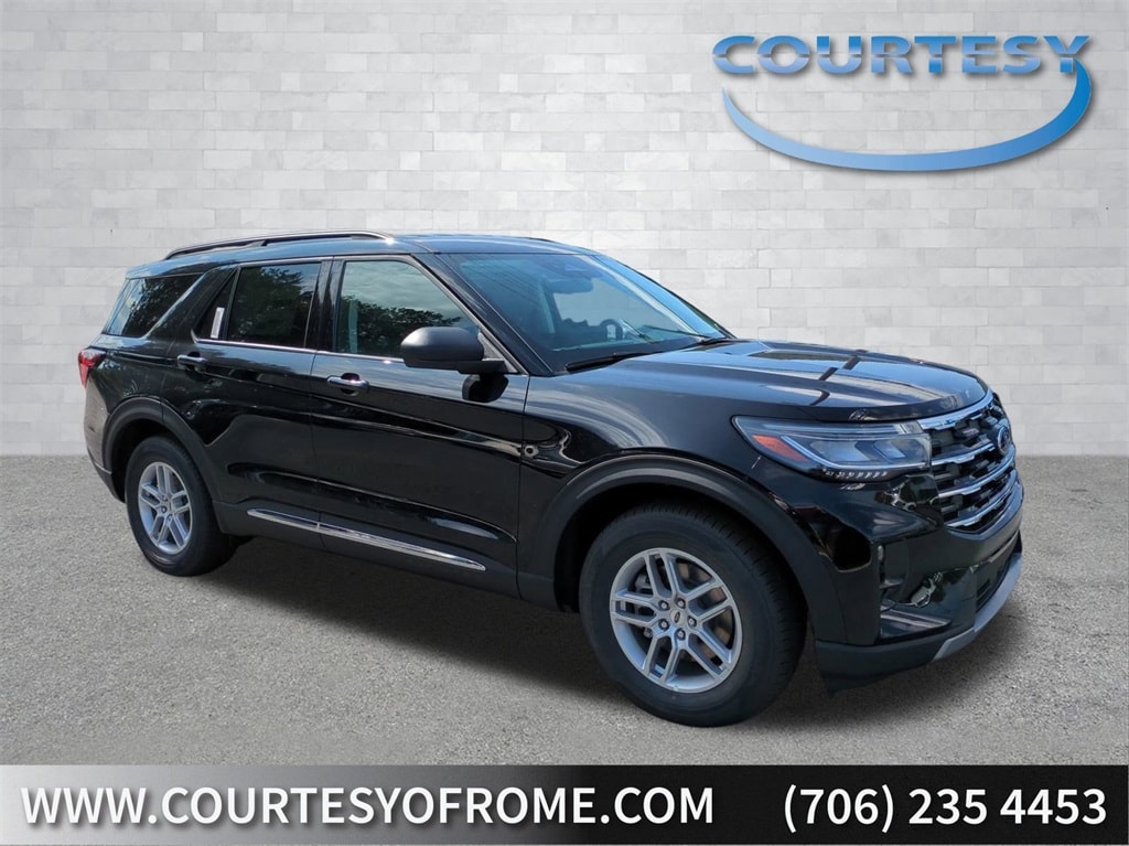 2025 Ford Explorer Active's photo