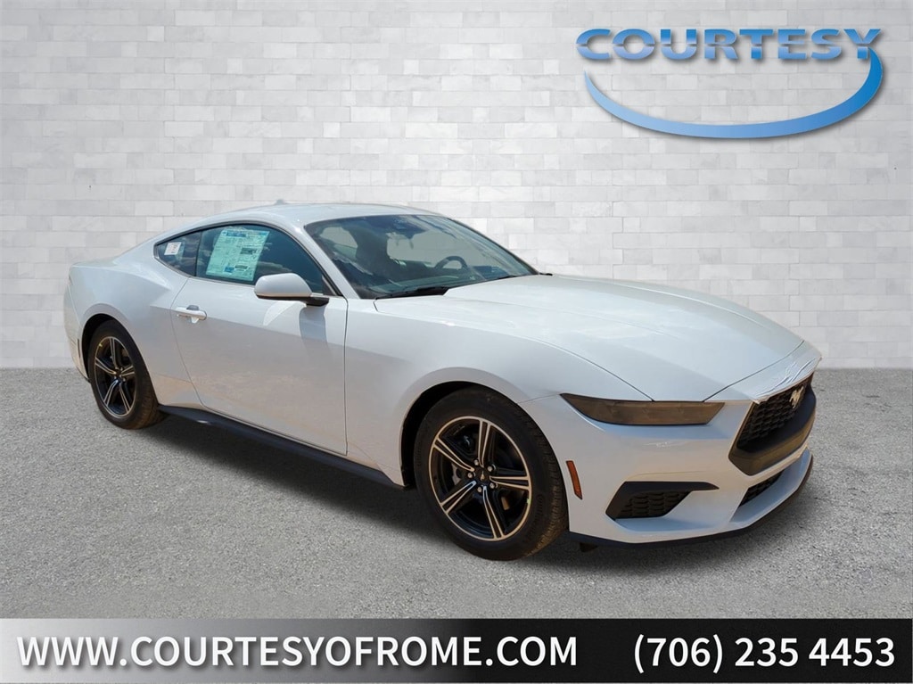 2025 Ford Mustang EcoBoost's photo