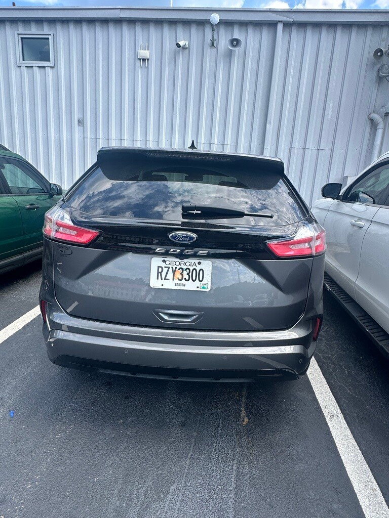 2022 Ford Edge ST photo 4