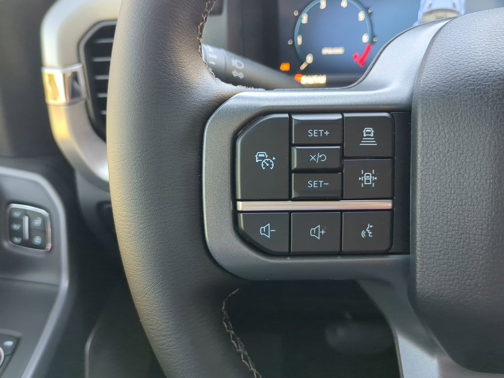 2025 Ford F-150 Lariat - Photo 30