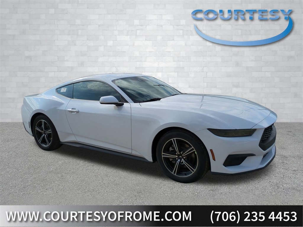 2025 Ford Mustang EcoBoost's photo