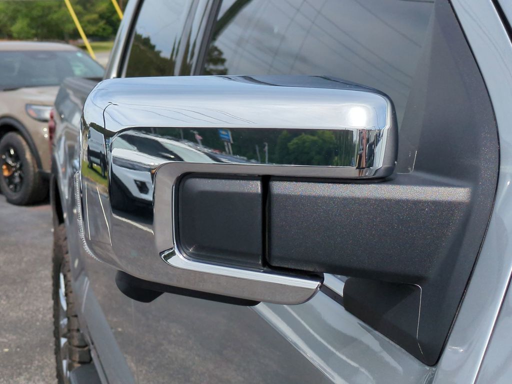 2025 Ford F-150 Lariat - Photo 13