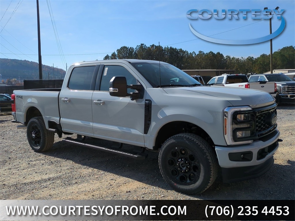 2026 Ford F-250 Super Duty XLT's photo