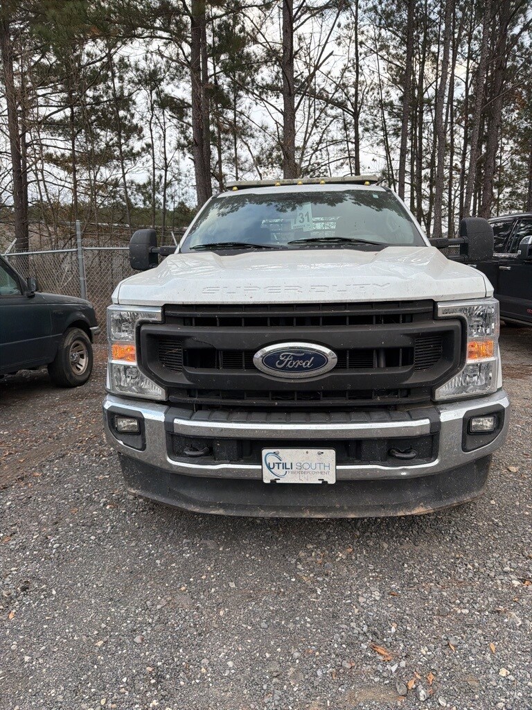 2021 Ford F-350 XL photo 2