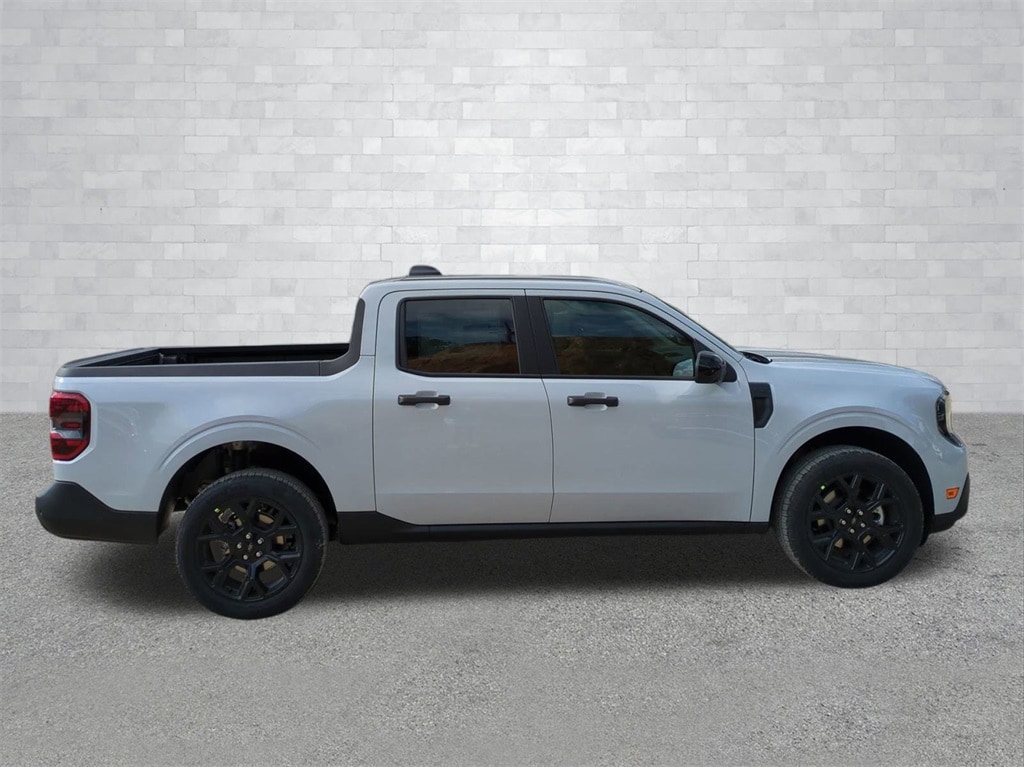 New 2025 Ford Maverick XLT Truck