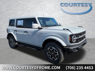 2026 Ford Bronco Outer Banks SUV