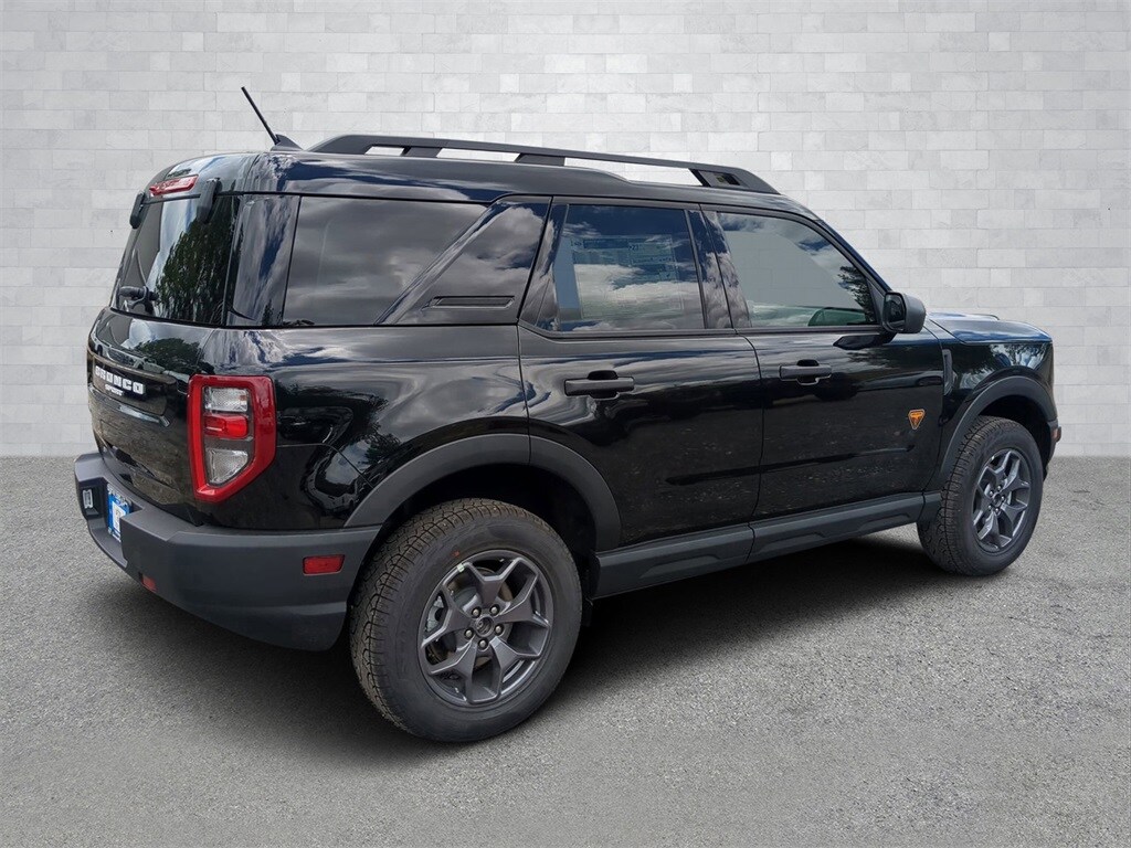 2024 Ford Bronco Sport Badlands photo 3