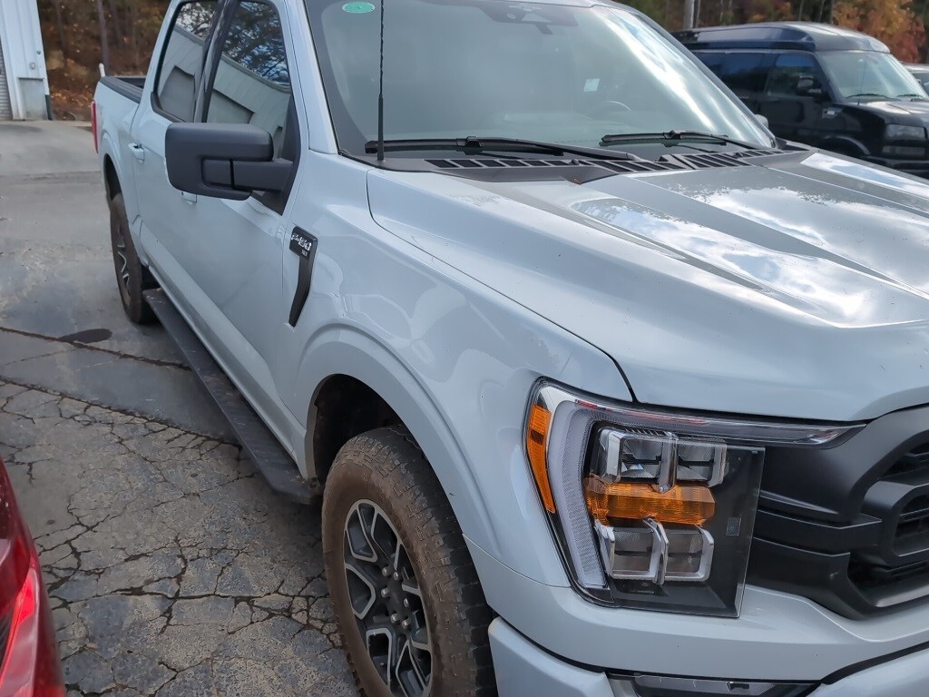 2023 Ford F-150 XLT photo 2
