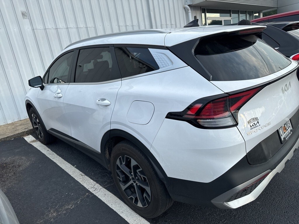 2023 Kia Sportage EX photo 4