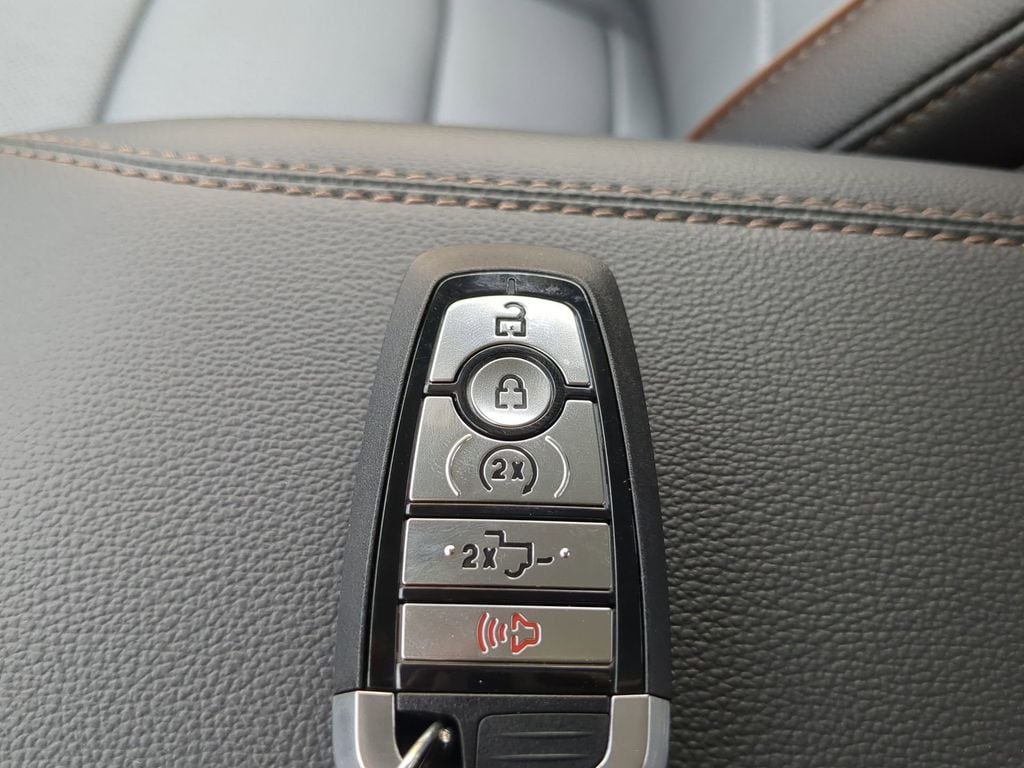 2025 Ford F-150 Lariat - Photo 42