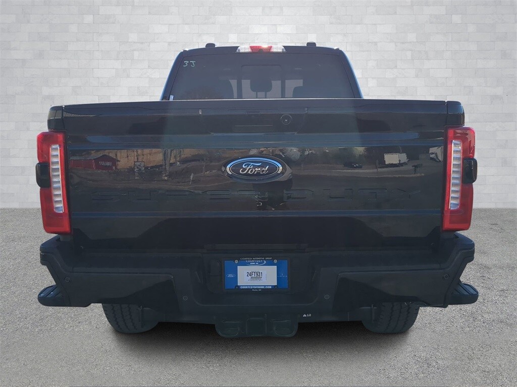 2024 Ford F-350 photo 4
