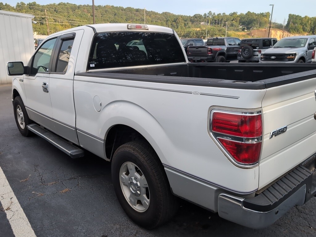 2012 Ford F-150 XLT photo 4