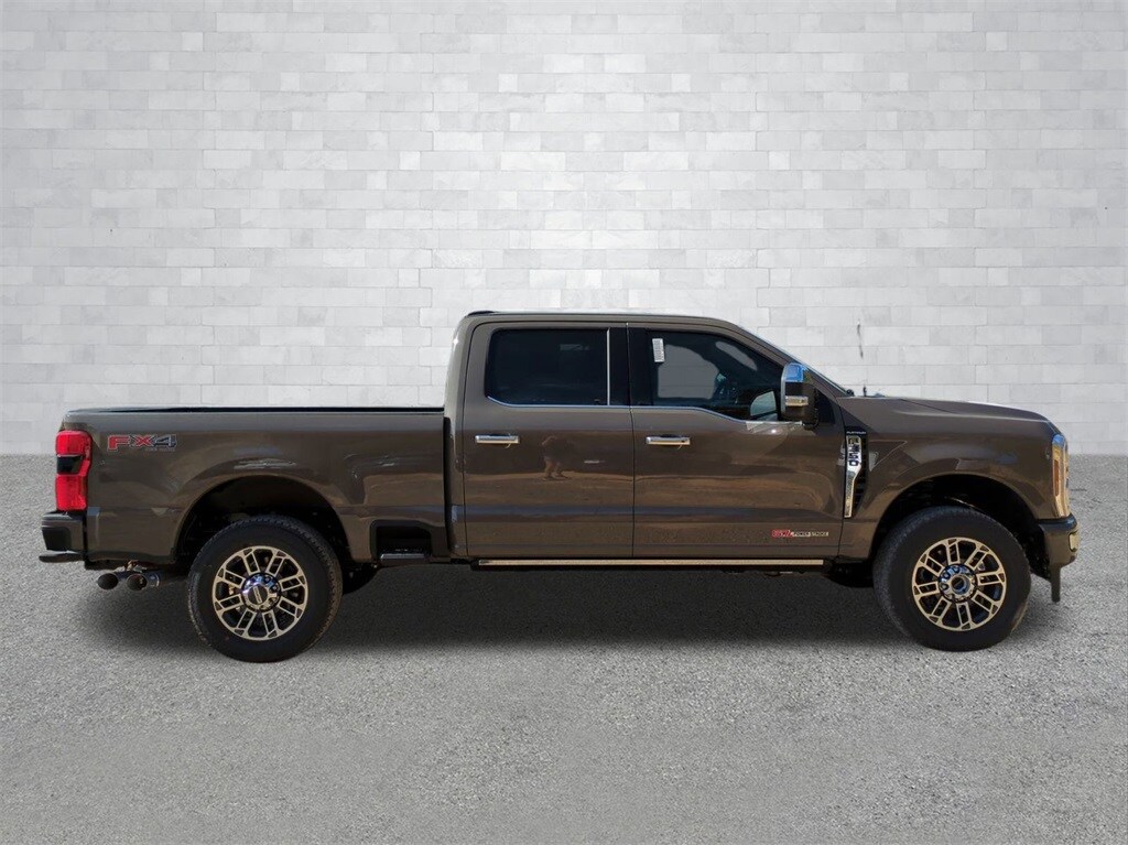 2026 Ford F-350 photo 3