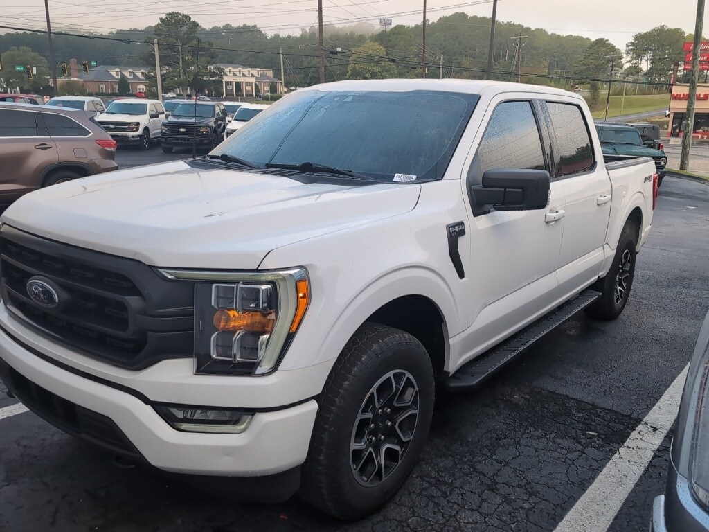2022 Ford F-150 XLT photo 2
