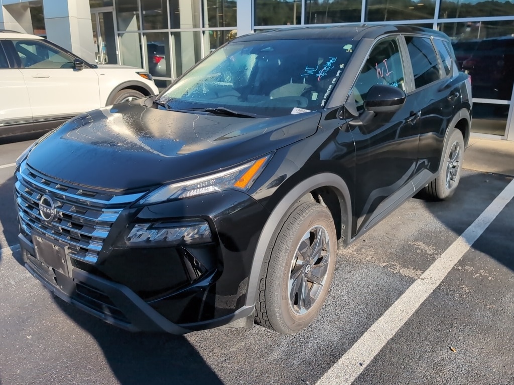 Used 2024 Nissan Rogue SV SUV