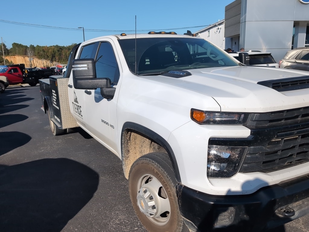Used 2024 Chevrolet Silverado 3500 HD Chassis Work Truck Truck Crew Cab