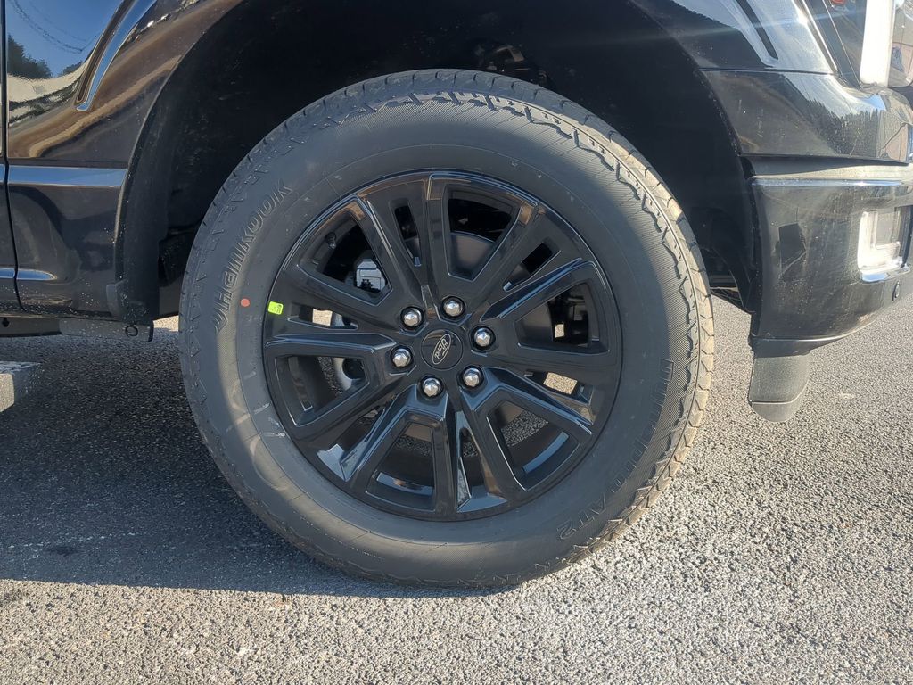 2025 Ford F-150 Platinum - Photo 13