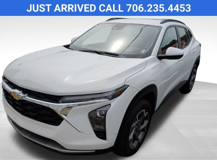 2025 Chevrolet Trax LT's photo
