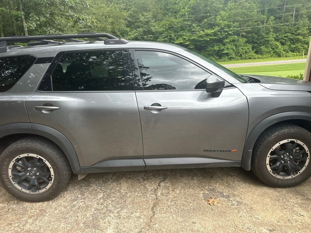 2023 Nissan Pathfinder Rock Creek photo 2