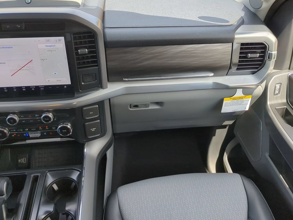2025 Ford F-150 Lariat - Photo 22
