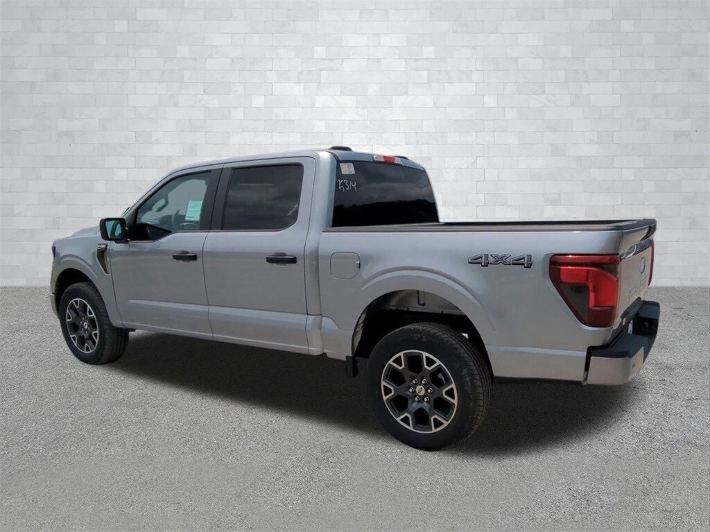 2025 Ford F-150 STX photo 4
