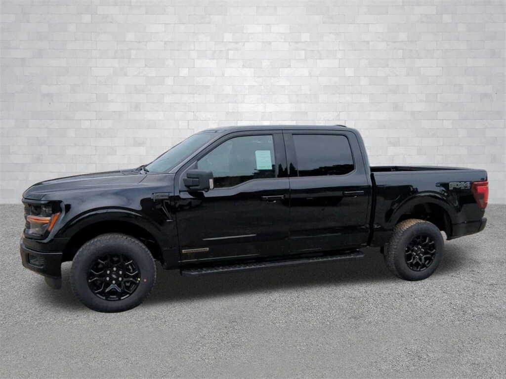 2025 Ford F-150 XLT photo 4