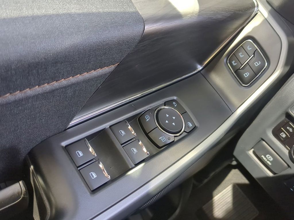 2025 Ford F-150 Lariat - Photo 28