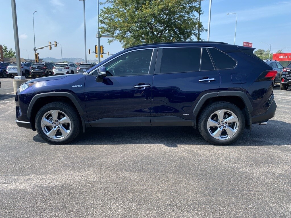 2021 Toyota RAV4 Hybrid Limited photo 3