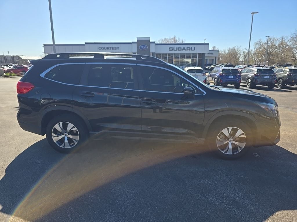2023 Subaru Ascent Premium 8 Passenger's photo