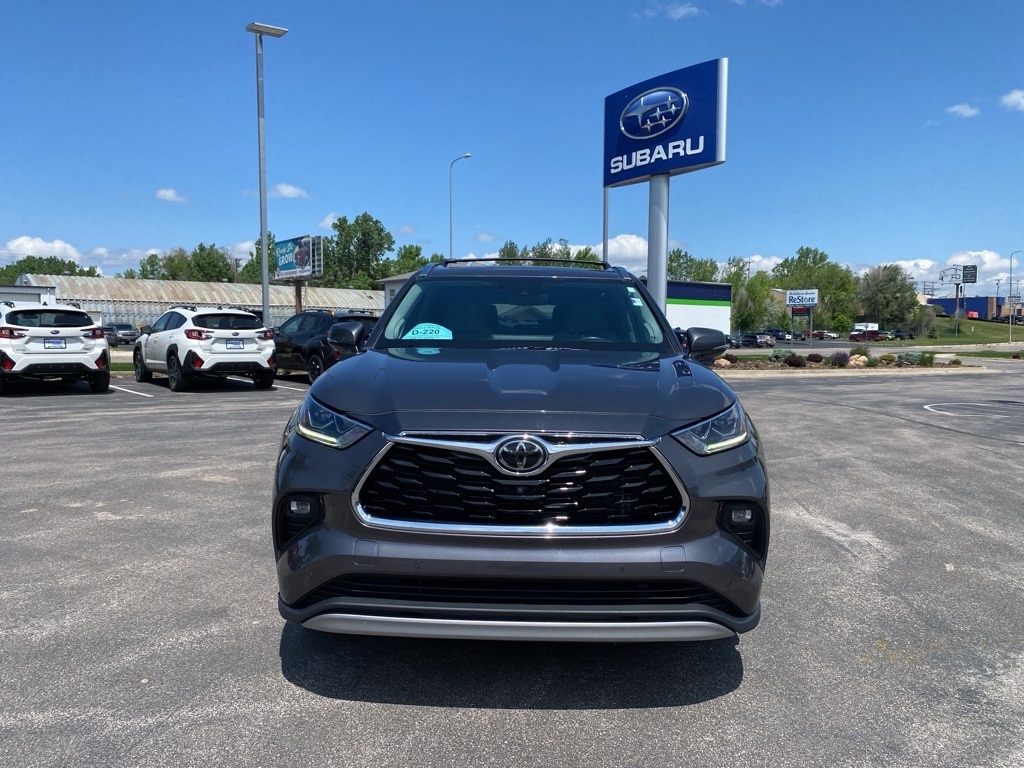 Used 2021 Toyota Highlander Platinum with VIN 5TDFZRBH9MS098388 for sale in Rapid City, SD