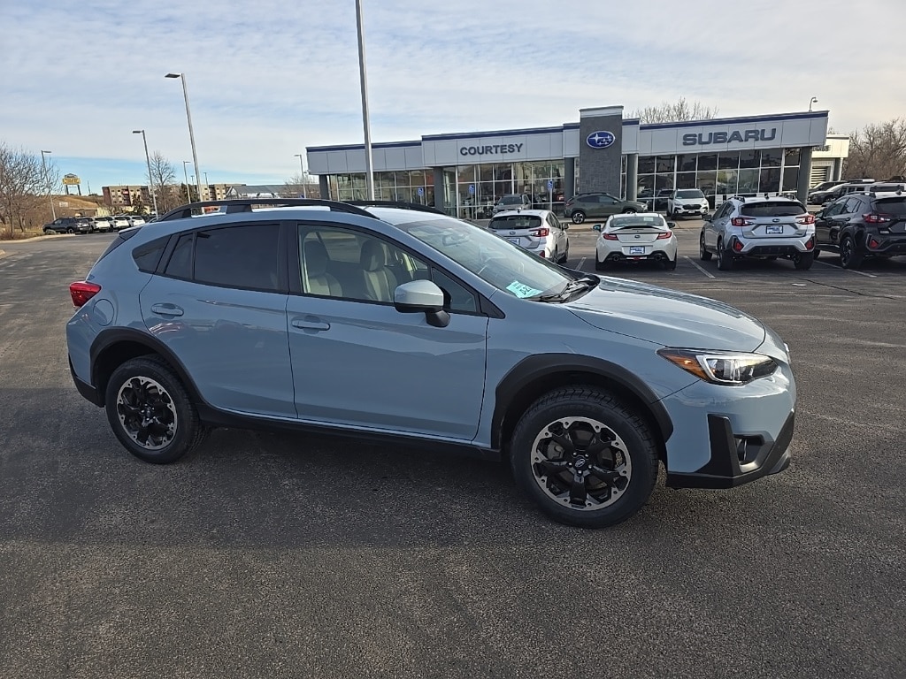 2023 Subaru Crosstrek Premium's photo