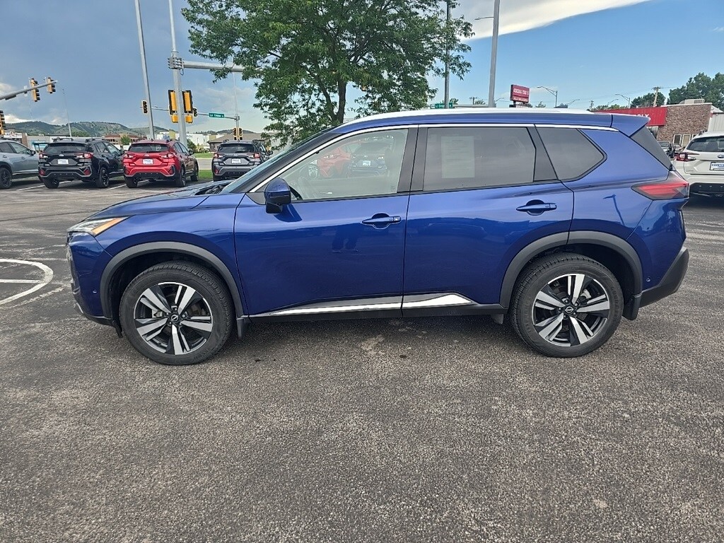 2022 Nissan Rogue SL photo 4