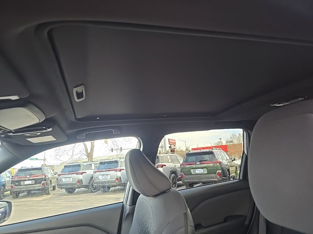 2025 Subaru Forester Premium - Photo 12