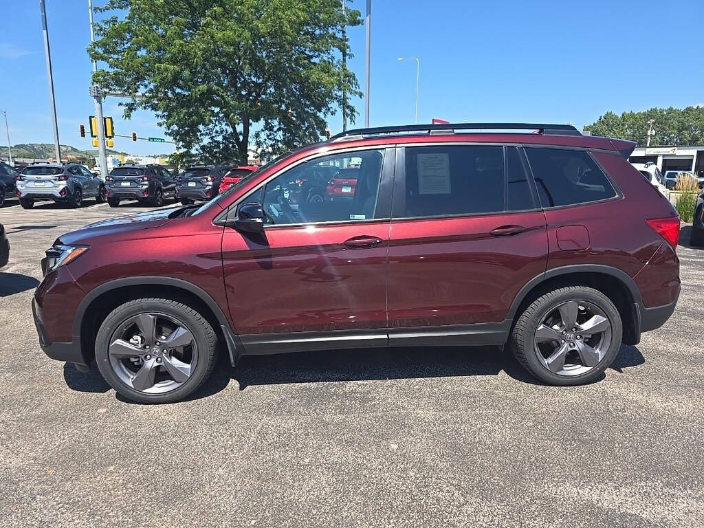 2021 Honda Passport Touring photo 4
