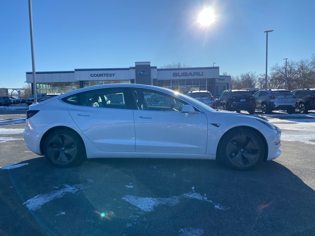 2020 Tesla Model 3 Base's photo