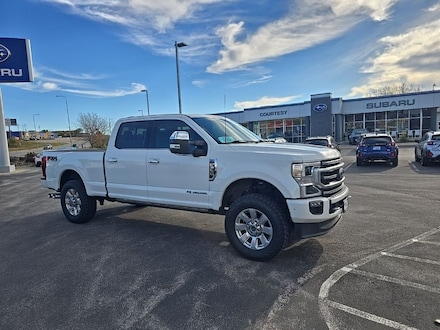 2022 Ford F-350SD Platinum Truck