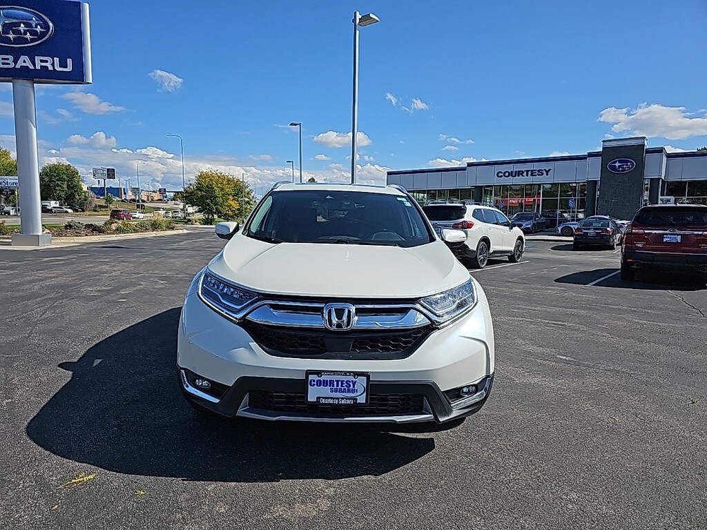 Used 2018 Honda CR-V Touring with VIN 2HKRW2H93JH637554 for sale in Rapid City, SD