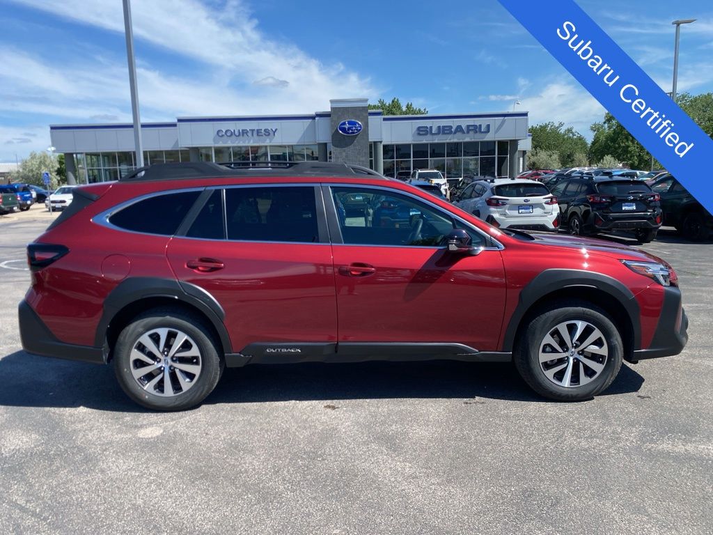 2025 Subaru Outback Premium's photo