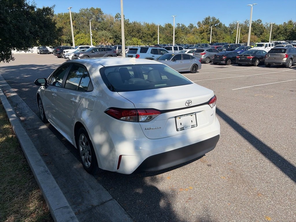 Used 2024 Toyota Corolla LE Sedan
