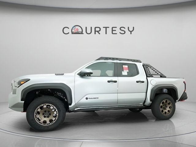 2025 Toyota Tacoma Trailhunter - Photo 6