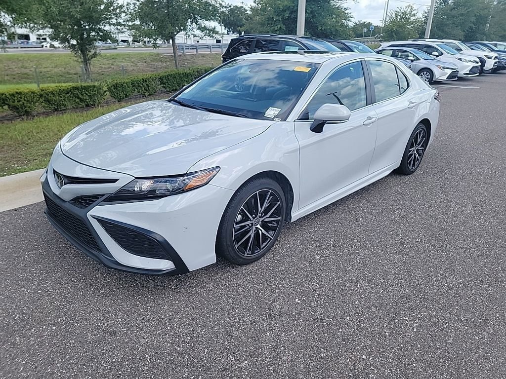 Used 2024 Toyota Camry SE Sedan