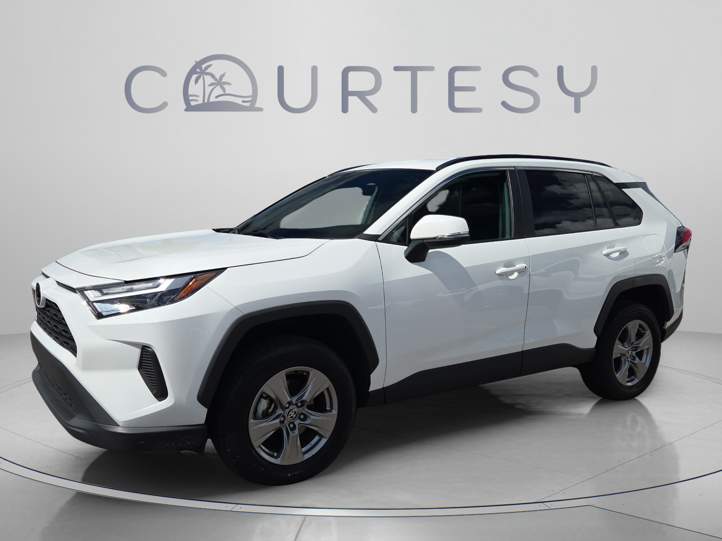 2025 Toyota RAV4 XLE SUV