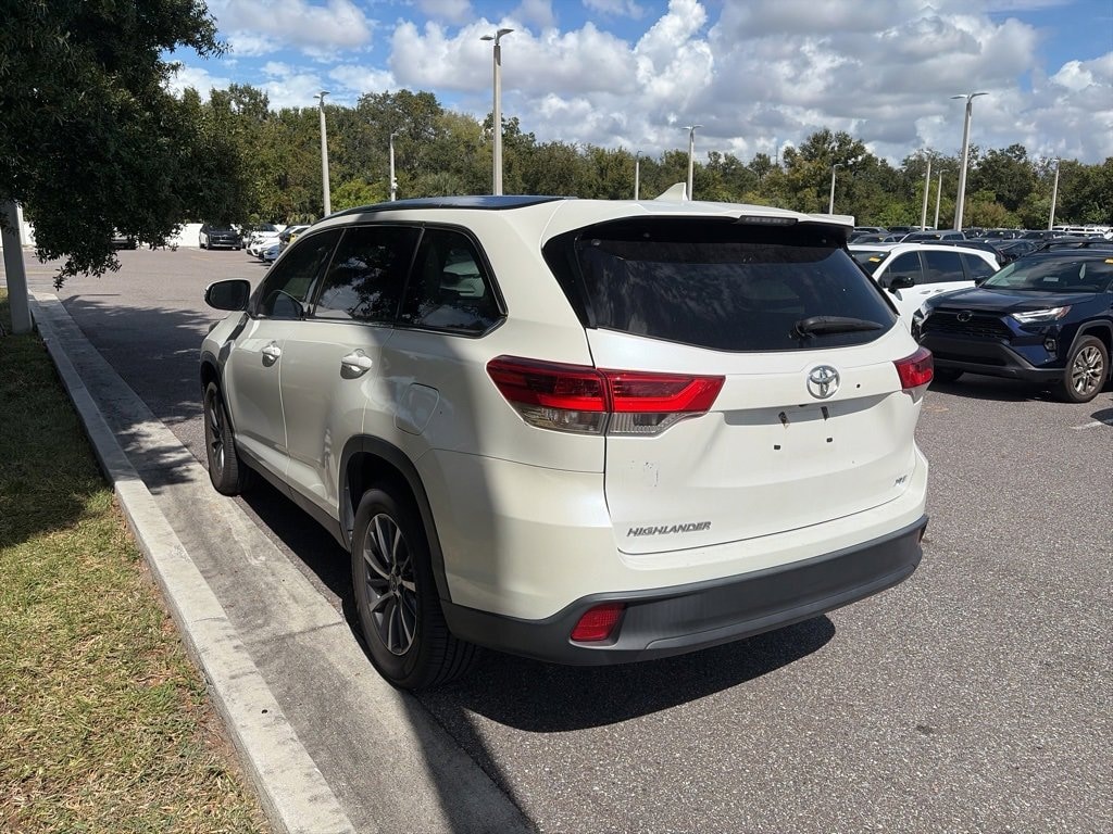 Used 2019 Toyota Highlander XLE SUV