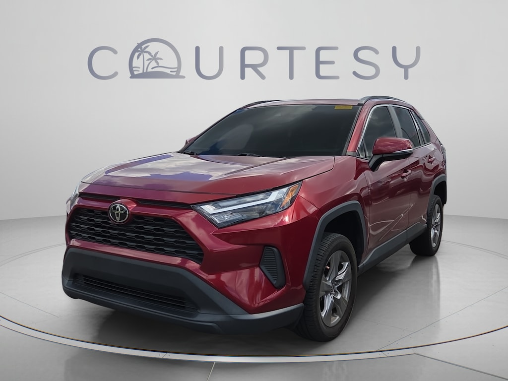 Used 2022 Toyota RAV4 XLE SUV