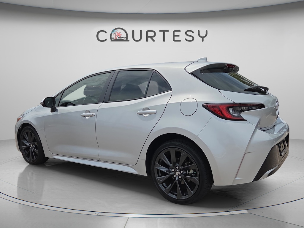 Used 2025 Toyota Corolla Hatchback XSE Hatchback