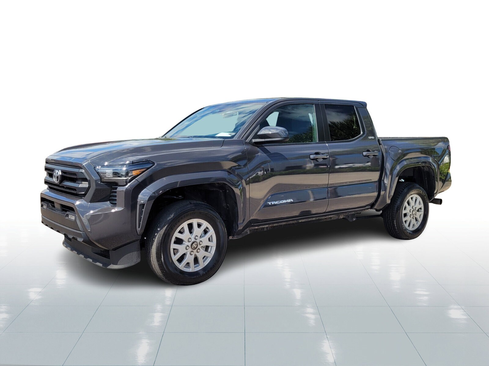 2024 Toyota Tacoma SR5 Double Cab photo 2