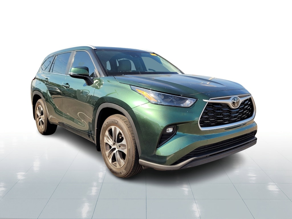 Certified 2025 Toyota Highlander XLE SUV