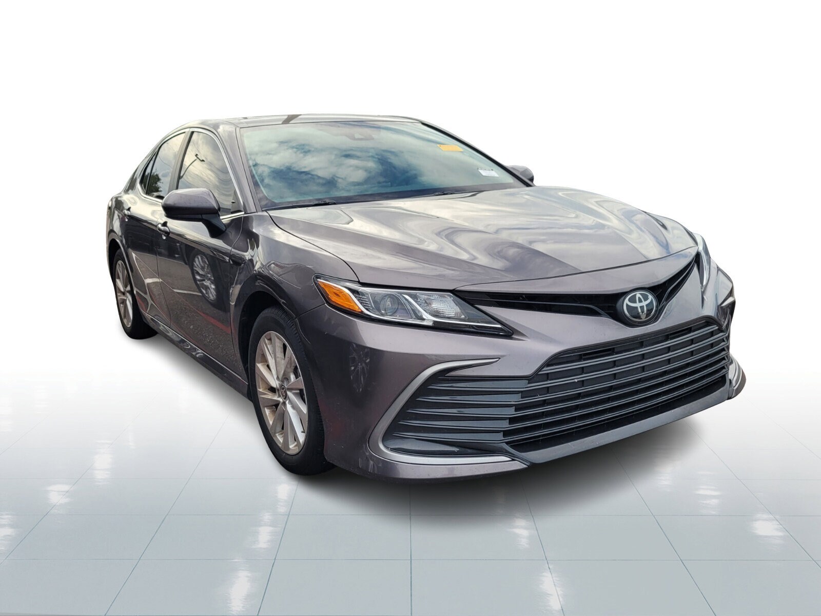 2024 Toyota Camry LE photo 3