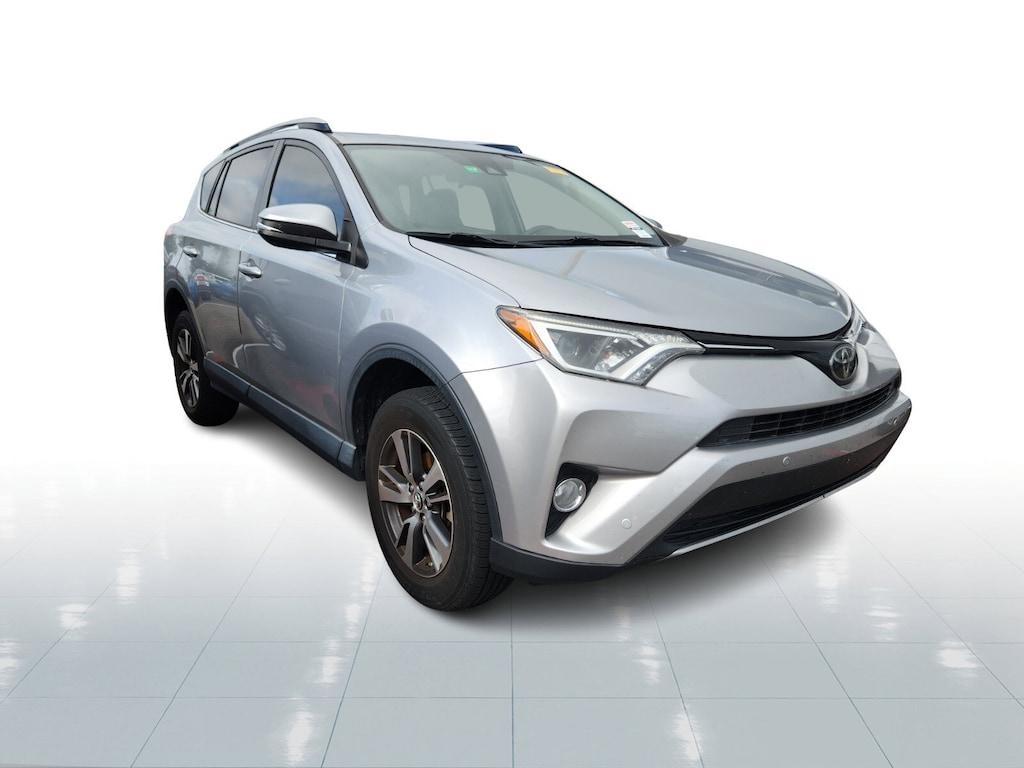 Used 2018 Toyota RAV4 XLE SUV